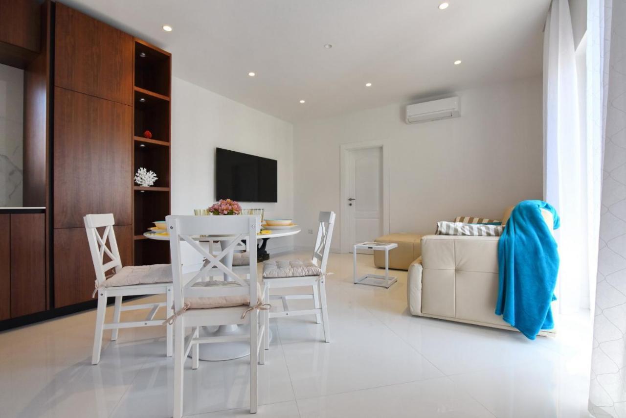New!!! 2024 Marea Apartments With Xxl Sunny Terrace Poreč Buitenkant foto