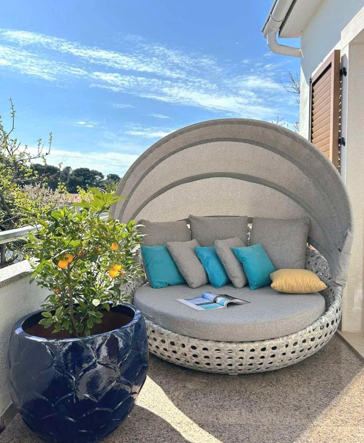 New!!! 2024 Marea Apartments With Xxl Sunny Terrace Poreč Buitenkant foto